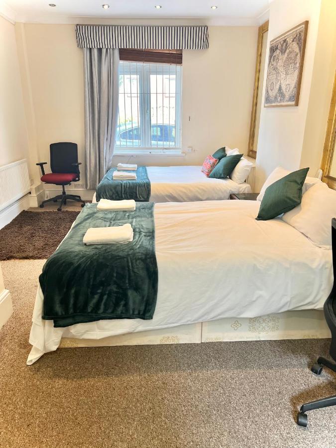 Aldgate Holiday Rooms London Bagian luar foto